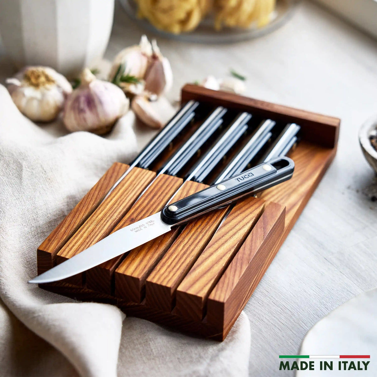 Stanley Tucci™ 6-Piece Steak Knife Set with Wood Tray | Milano Black