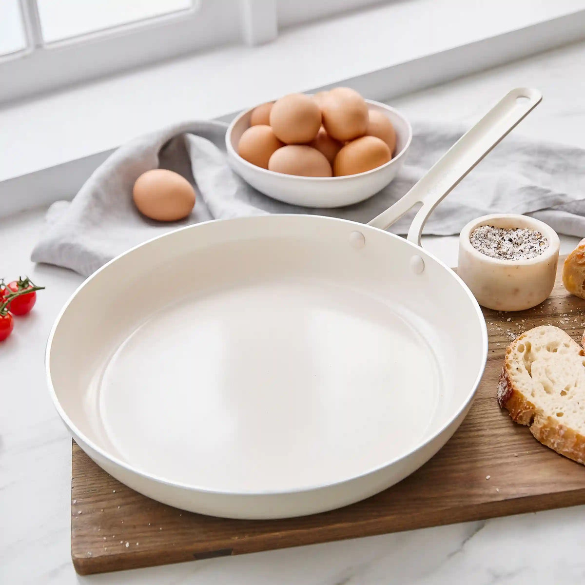 Nova Gallery Ceramic Nonstick 12" Frypan | Cream