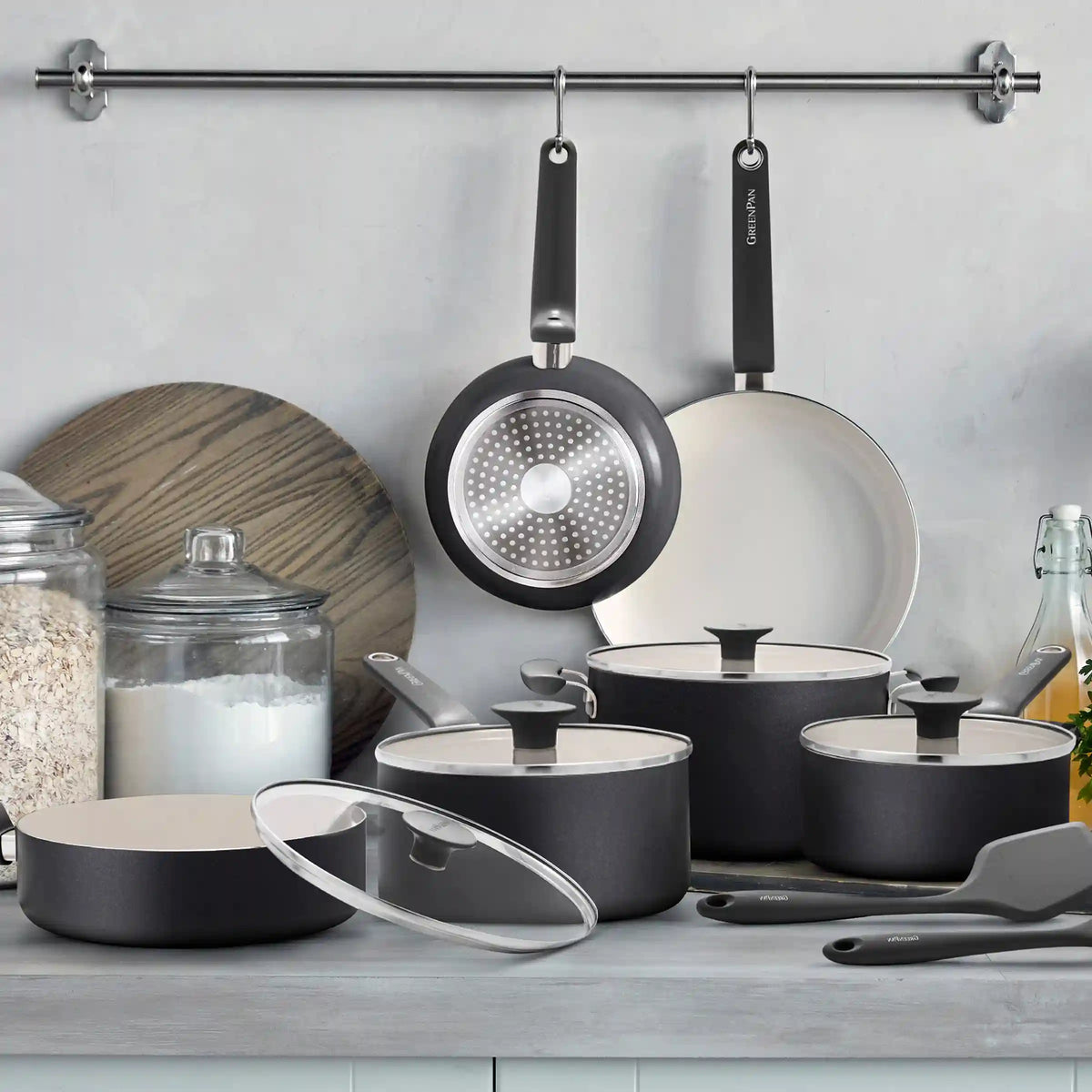 Rio Advanced Ceramic Nonstick 12-Piece Cookware Set | Black